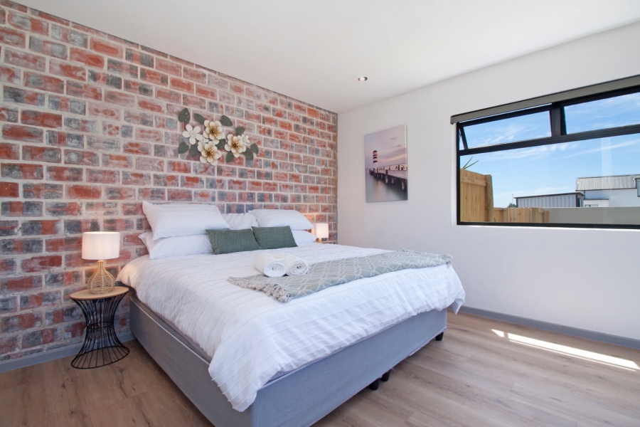 4 Bedroom Property for Sale in Kommetjie Western Cape